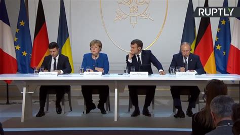 俄乌总统“首次会晤”：双方承诺年底前实现乌克兰东部地区全面停火