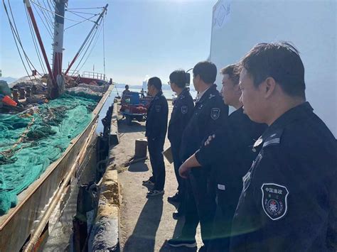 市海洋与渔业执法队开展外省籍渔船专项执法行动