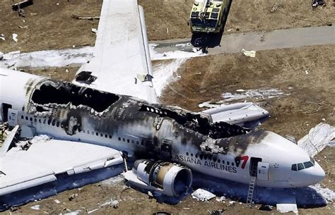 加拿大航空143号航班事故图册_360百科