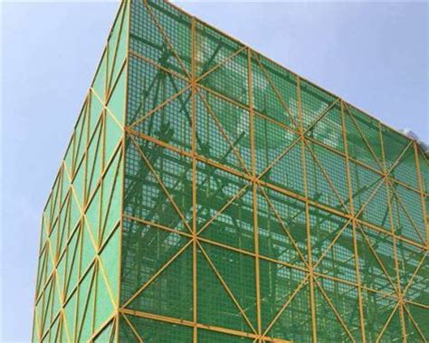 爬架网在建筑工地上主要扮演的4个重要角色 - 宁夏天鹰同创建筑技术有限公司