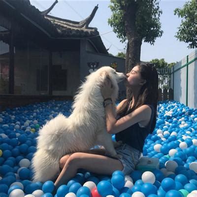 非主流抓胸头像