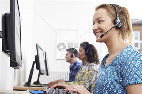 呼叫中心女客户服务代理商高清图片下载-正版图片321992714-摄图网