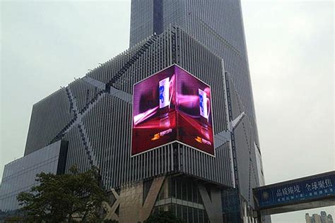 户外广告传媒LED显示屏 - 工程案例 - 上海尹韬光电科技有限公司