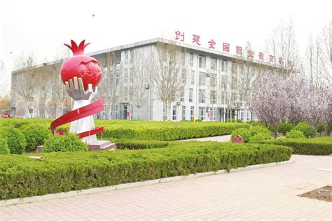 学校领导带队到禹城为优秀生源基地揭牌-山东交通学院