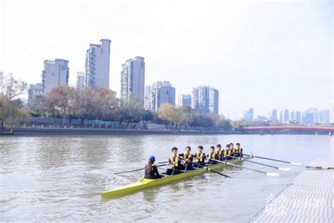在古老的秦淮河上来一场青春竞速！2023南京·大学生赛艇公开赛即将来袭_荔枝网新闻