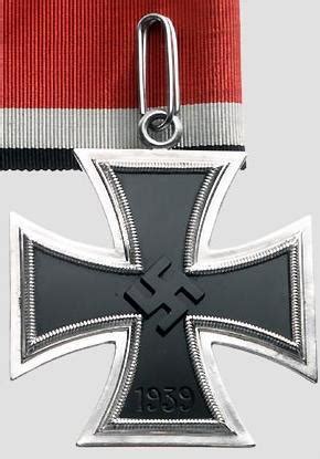 德意志铁十字徽章二战德国金橡树叶骑士项链胸针纪念勋章一二级_虎窝淘