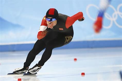 上场就是胜利！中国队获得速度滑冰男子团体追逐第八名_北京日报网