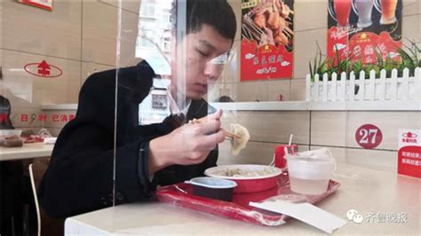 通知已落地！郑州所有餐饮单位停止堂食服务_第九大街_资讯_河南商报网