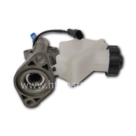 China SAIC IVECO With Clutch Master Cylinder 5801493723 Manufacturers ...