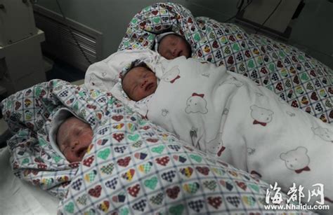 85后妈妈自然受孕生下三胞胎 记者记录全程-社会- 东南网