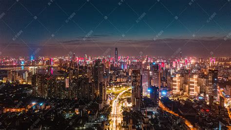 武汉城市建筑岳家嘴夜景航拍摄影图高清摄影大图-千库网