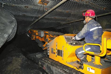 全球最深矿井至地下4350米，深度相当于7个广州小蛮腰|界面新闻 · JMedia