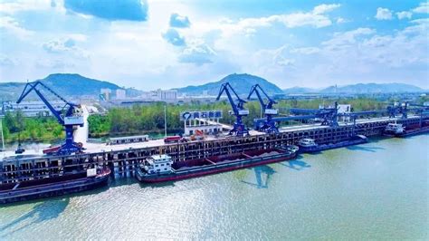 黄石新港新材料产业园4个重点项目集中开工 - 湖北日报新闻客户端