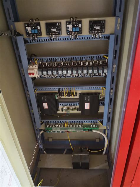 高压开关柜检修维护，确保整个配电房高效的运行！