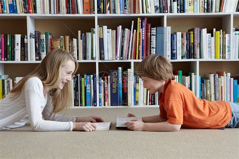 读书好习惯，从小养成，让孩子爱上阅读|图书馆|读书好|读书_新浪新闻