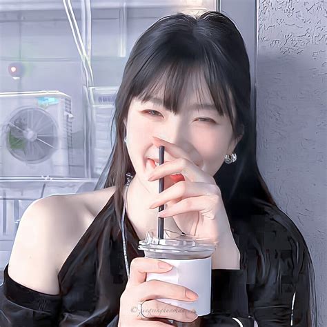 朴秀荣壁纸Jiy图片 朴秀荣壁纸Jiy图片