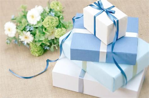 企业送领导礼品 企业送客户礼品 企业员工礼品 看看受大众喜欢的企业礼品,是如何定制的。