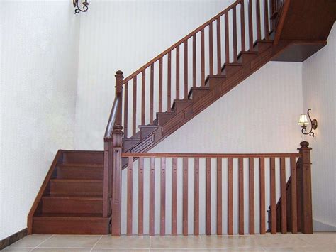 室内楼梯扶手哪种材质好（楼梯扶手的优点与缺点） - 轩鼎房屋图纸