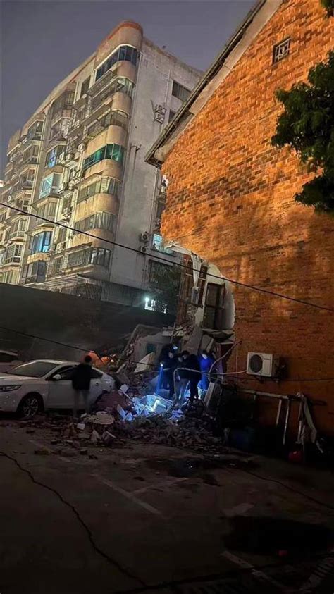 广西一居民楼发生爆炸，目击者：墙面被炸出一个大窟窿_柳北区_事故_救援