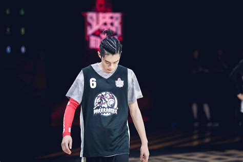 姚明正式入选NBA名人堂 成首位获此殊荣中国人(图)_国际新闻_环球网