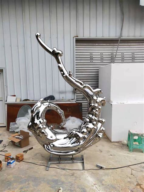 成都不锈钢雕塑 -- 四川创源美业雕塑艺术有限公司