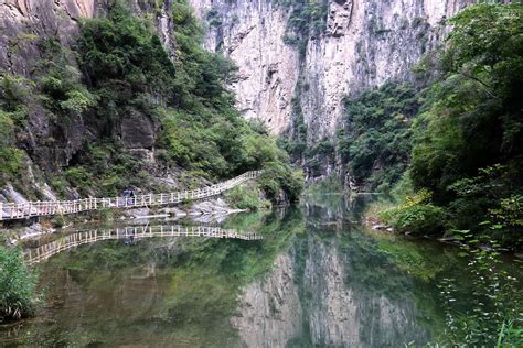 想去南太行山旅游,谁能推荐几个比较好的景区?