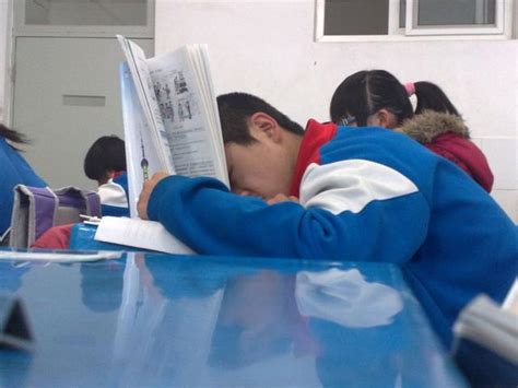秋乏的原因是什么