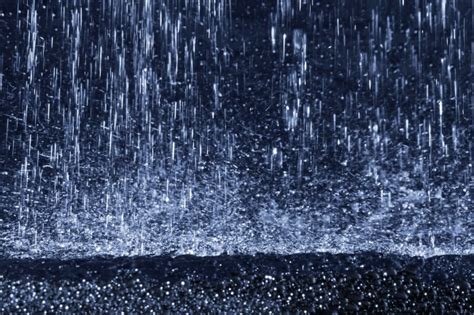下雨天的山水景色说说