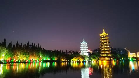 日月双塔文化公园的历史