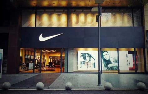 香港 NIKE!~