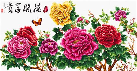 客厅四副十字绣的花应该怎么挂