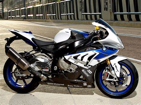 寶馬摩托車(chē)R1200多少錢(qián)?
