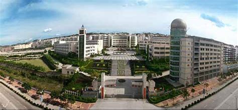 重庆市涪陵区位于我国四大地理区域的什么地区属于什么气候?