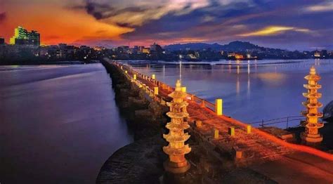从湖南岳阳如何到达湖北仙桃的通海口镇?求详细换乘方法.谢谢.