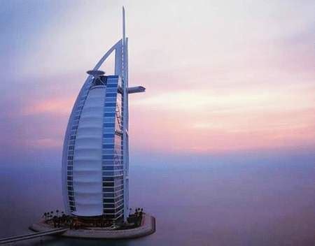 世界上比迪拜帆船更豪华的酒店！