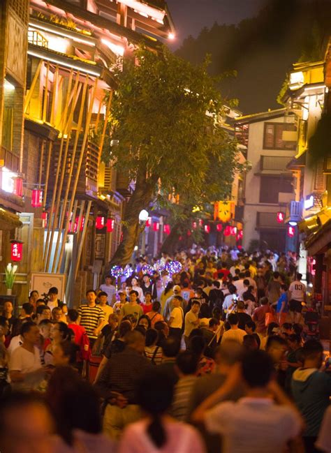 重庆旅游火了，老街将成为下一个打卡热点吗？