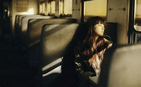 别纠结一个人在不在乎你文案