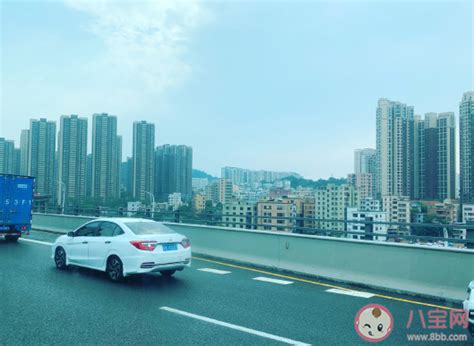 2022年经典朋友圈短语(共计118段)