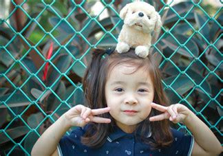 陪孩子在海边玩耍的心情说说