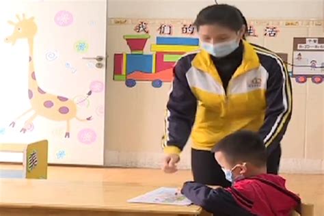 幼儿园神兽回笼的句子
