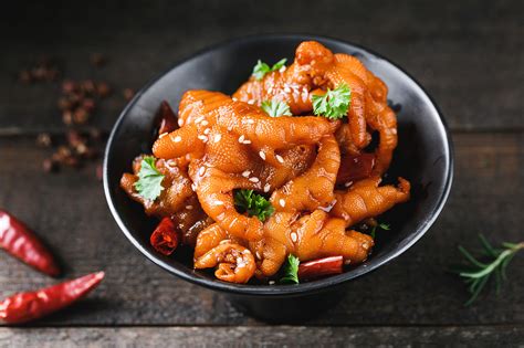 請問無骨雞爪怎么做出來的?請高人指點