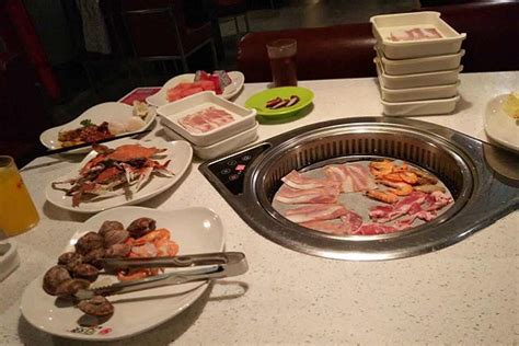 佰烧海鲜烤肉自助里有啤酒喝吗