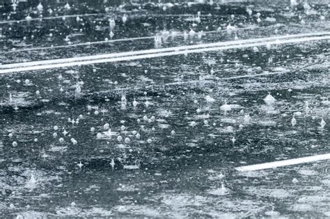 农村下雨吸引人的文案