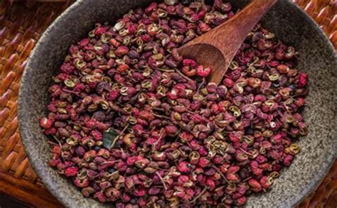 花椒泡水治牙疼