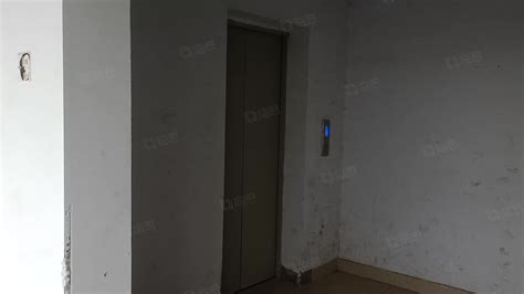 摩尔庄园的公寓3曾小屋在哪啊?