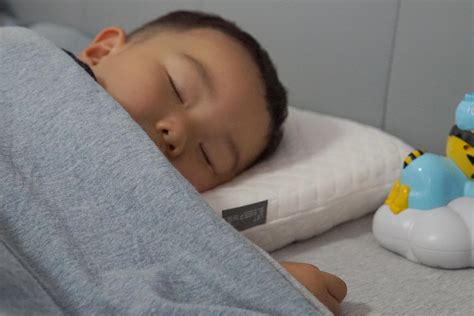 怎样调整婴儿的睡眠时间