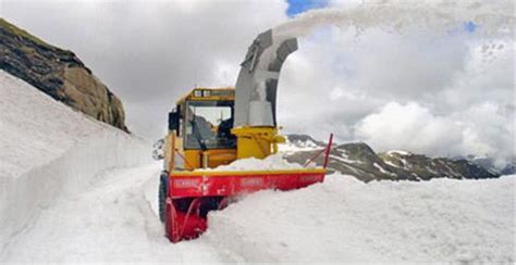 冷气机怎样回收雪种