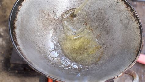 炒菜鍋生銹怎么處理？