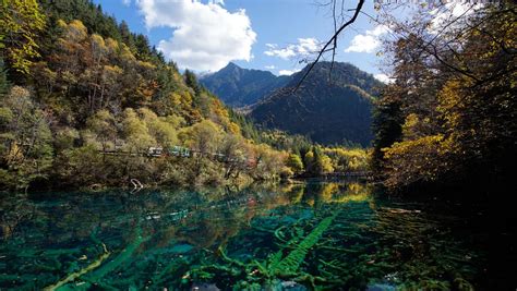 想知道: 太原市 崛围山 在哪