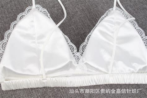 什么牌子吊帶內衣比較好?純棉,不需要蕾絲,春秋穿在套頭衫里面的,類似德國一個牌子,但那個太貴.